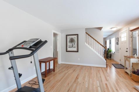 12 Penny Lane Kennebunk ME 04043