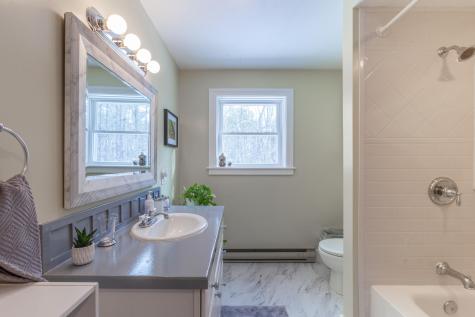 12 Penny Lane Kennebunk ME 04043