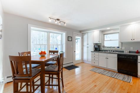 12 Penny Lane Kennebunk ME 04043