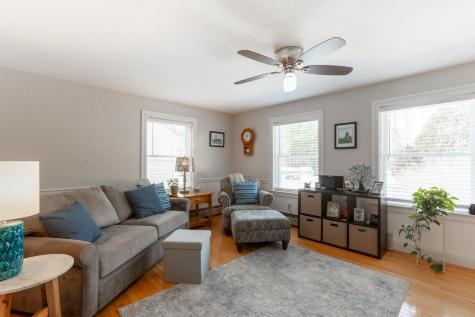 12 Penny Lane Kennebunk ME 04043