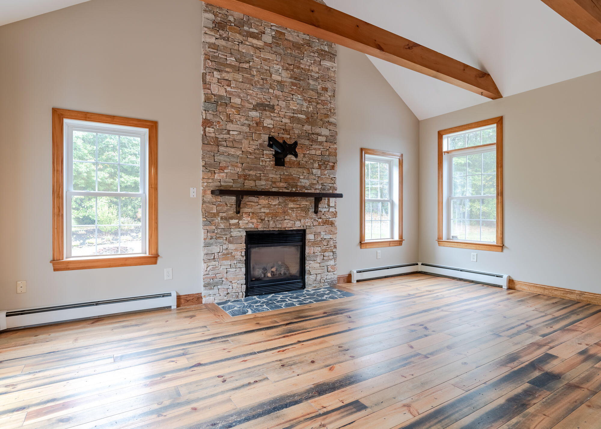 11 Putnam Ridge Limington ME 04049