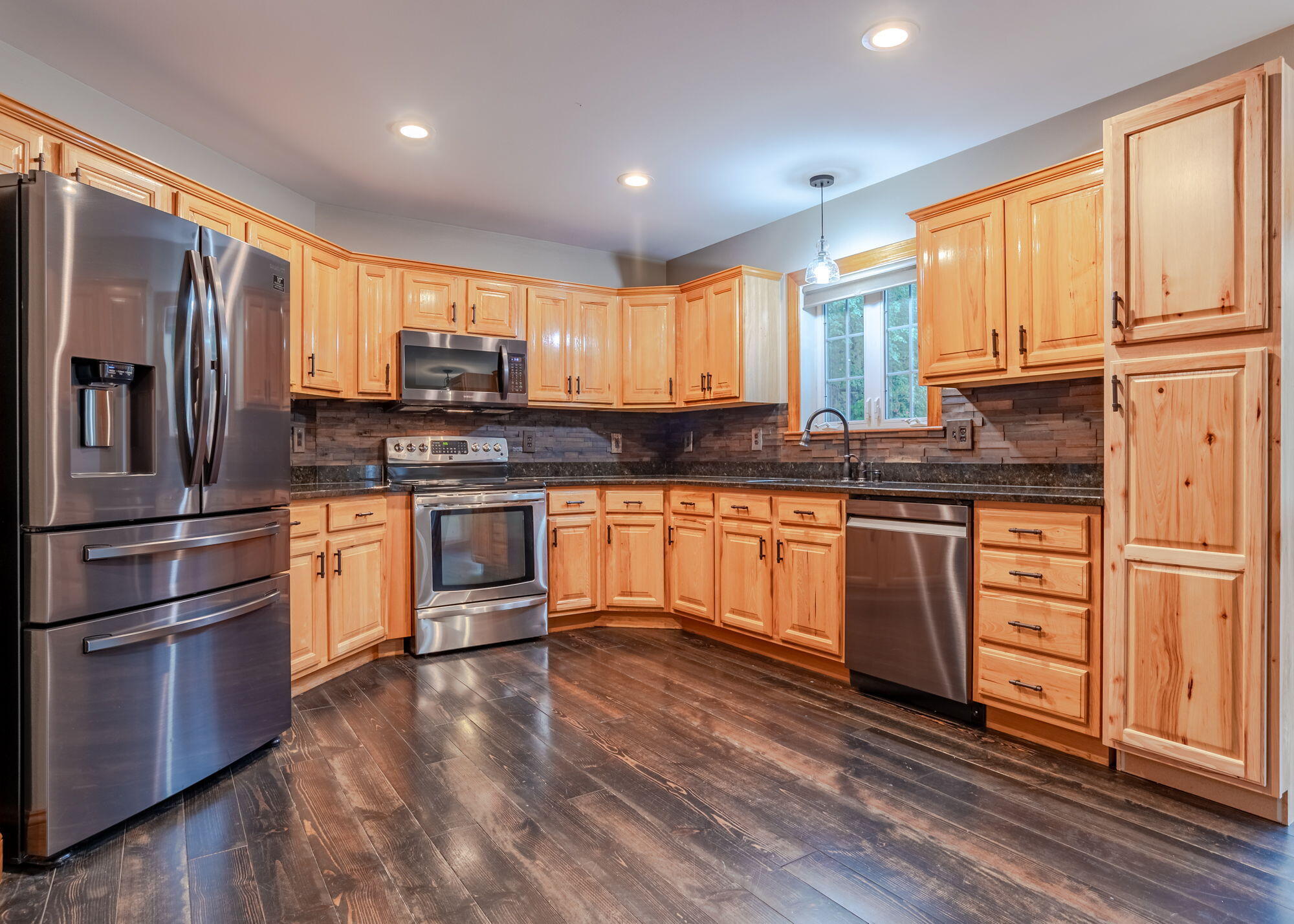 11 Putnam Ridge Limington ME 04049