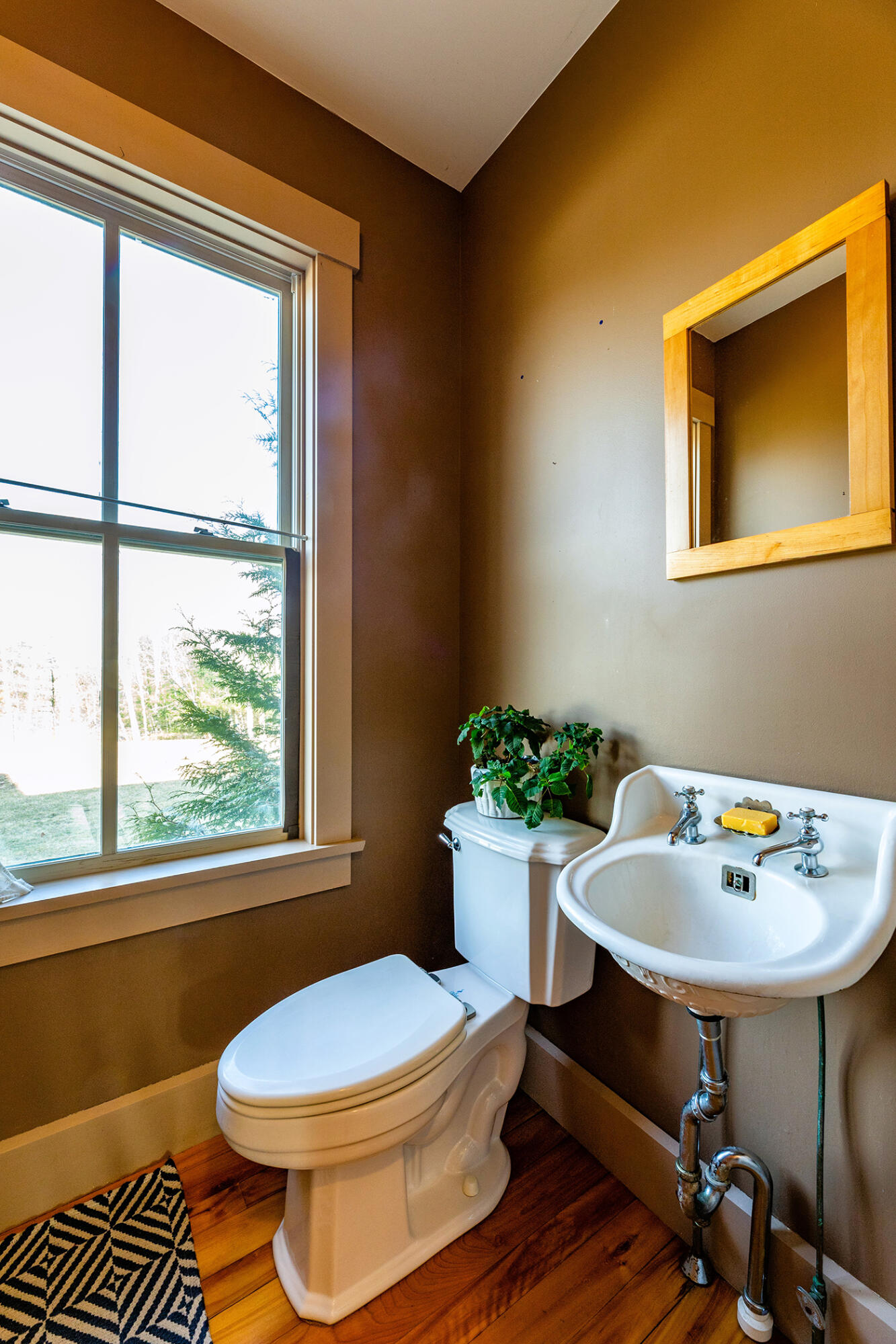 55 Bluebird Road Warren ME 04864