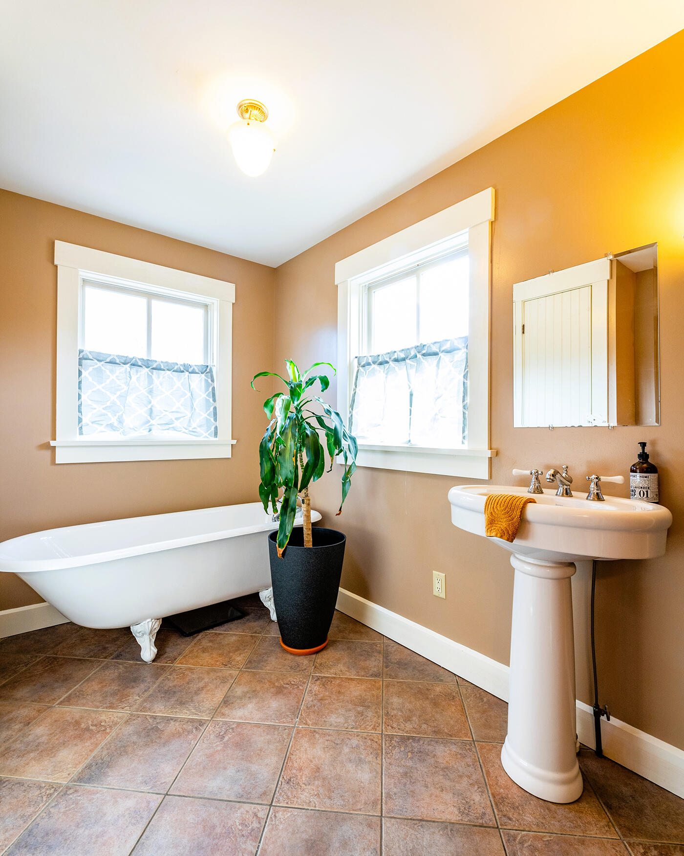 55 Bluebird Road Warren ME 04864