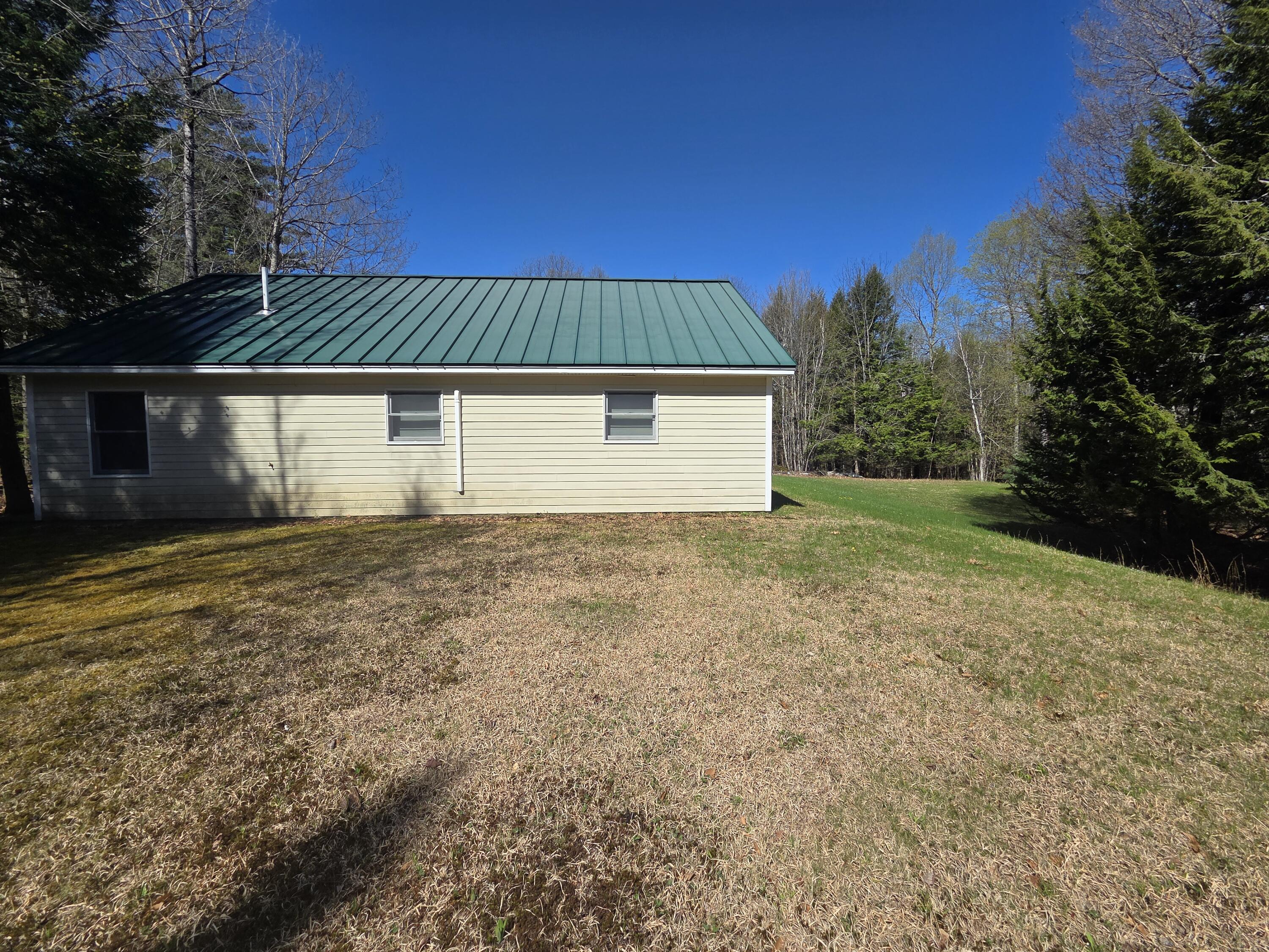 75 Redcedar Lane Sidney ME 04330