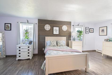 43 Dee Street Auburn ME 04210