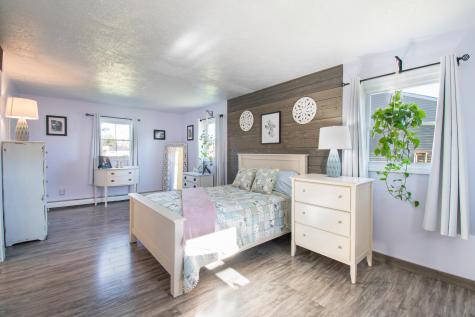 43 Dee Street Auburn ME 04210