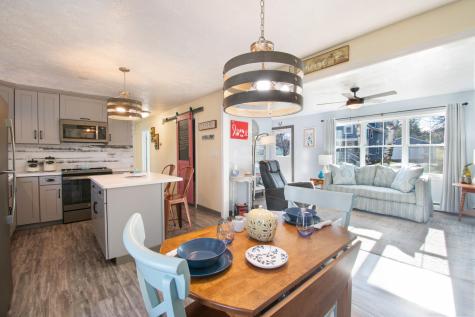 43 Dee Street Auburn ME 04210
