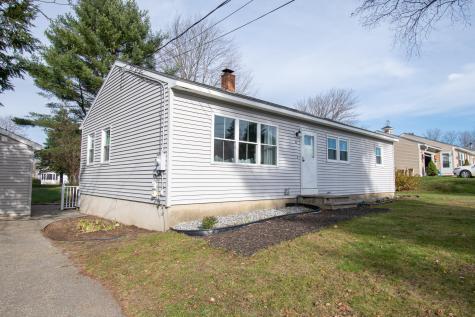 43 Dee Street Auburn ME 04210