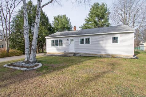 43 Dee Street Auburn ME 04210