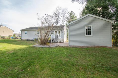 43 Dee Street Auburn ME 04210