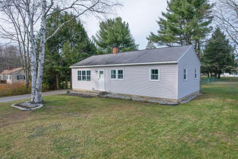 43 Dee Street Auburn ME 04210