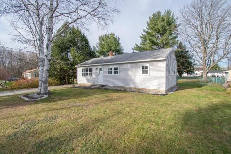 43 Dee Street Auburn ME 04210