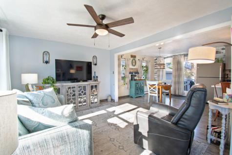 43 Dee Street Auburn ME 04210