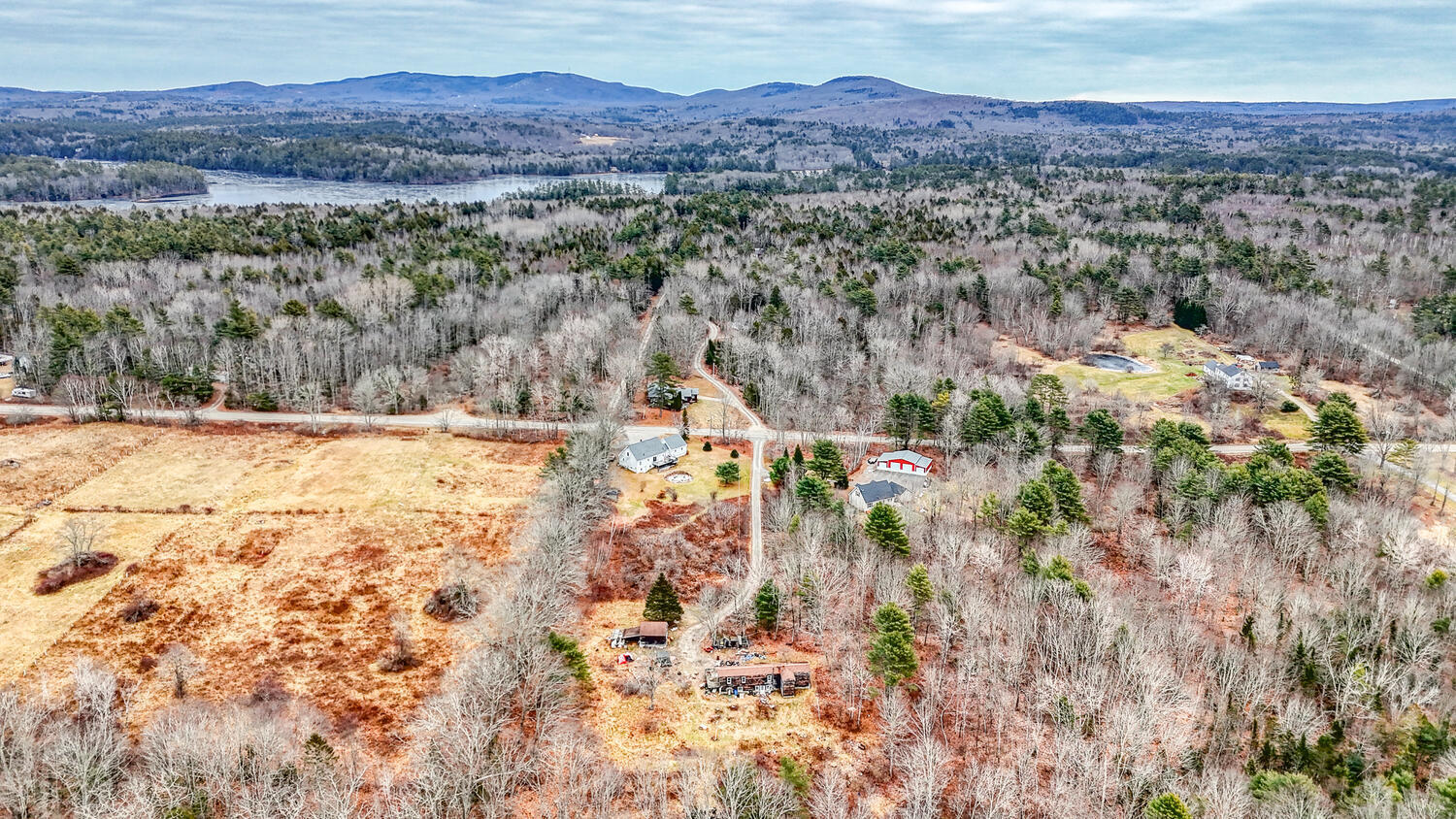 38 Jasmine Lane Union ME 04862