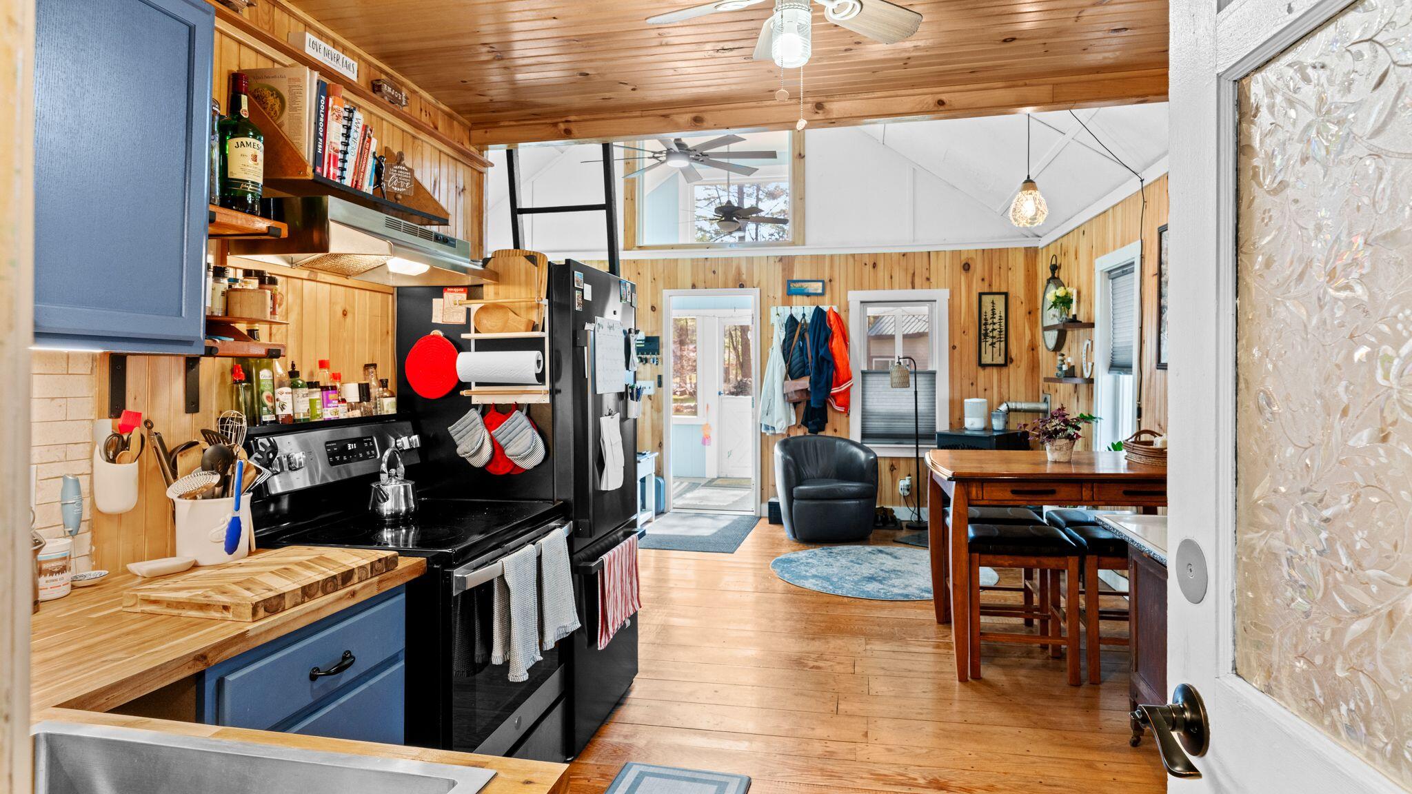 510 Sunflower Lane E Sidney ME 04330