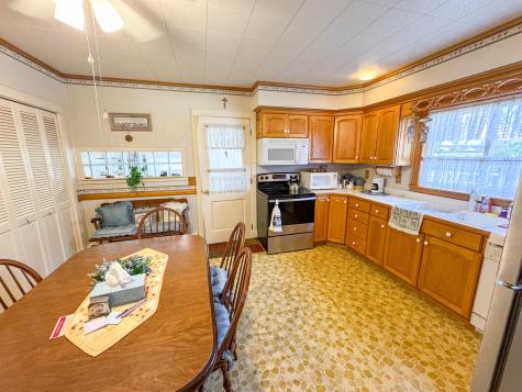 54 Cedar Street East Millinocket ME 04430