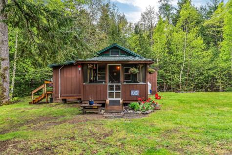 11 Oxbow Drive Mariaville ME 04605