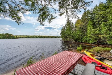 11 Oxbow Drive Mariaville ME 04605