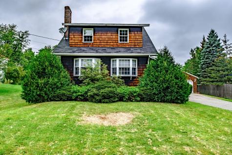 21 W Bates Street Auburn ME 04210