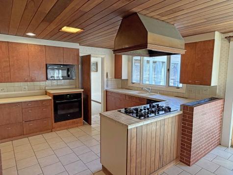 685 Main Road Holden ME 04429