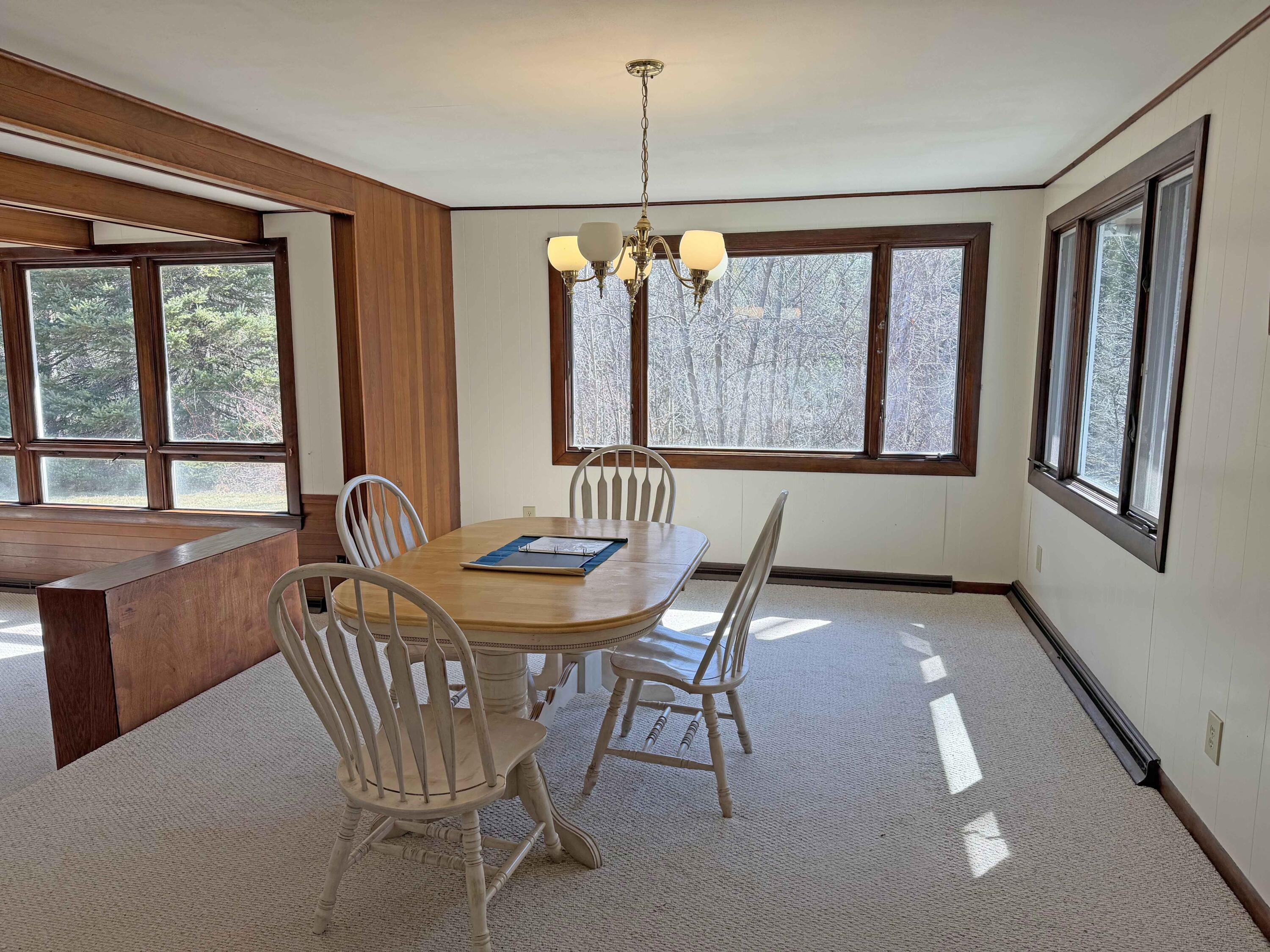 685 Main Road Holden ME 04429