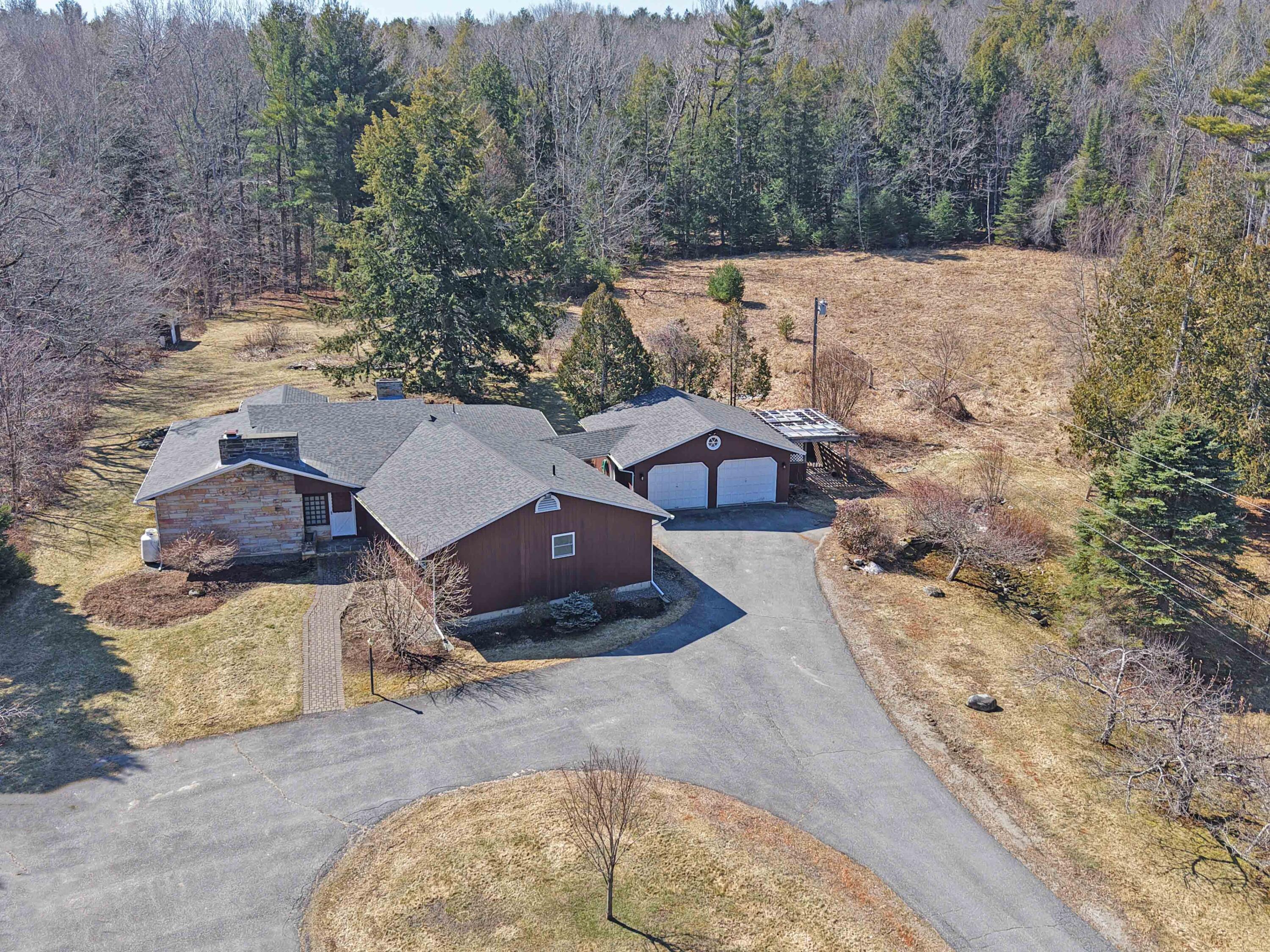 685 Main Road Holden ME 04429