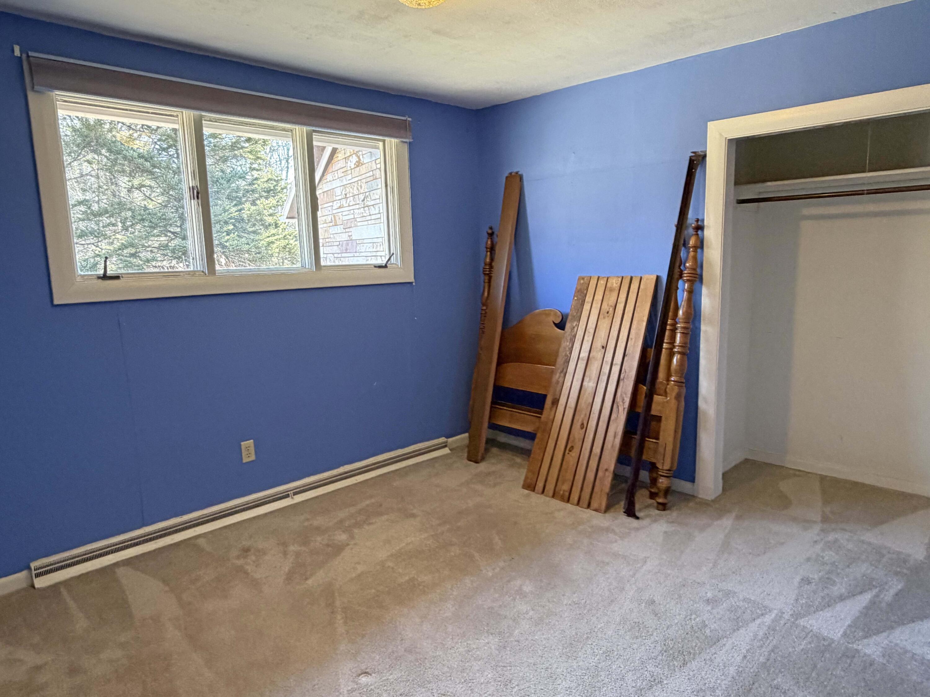 685 Main Road Holden ME 04429