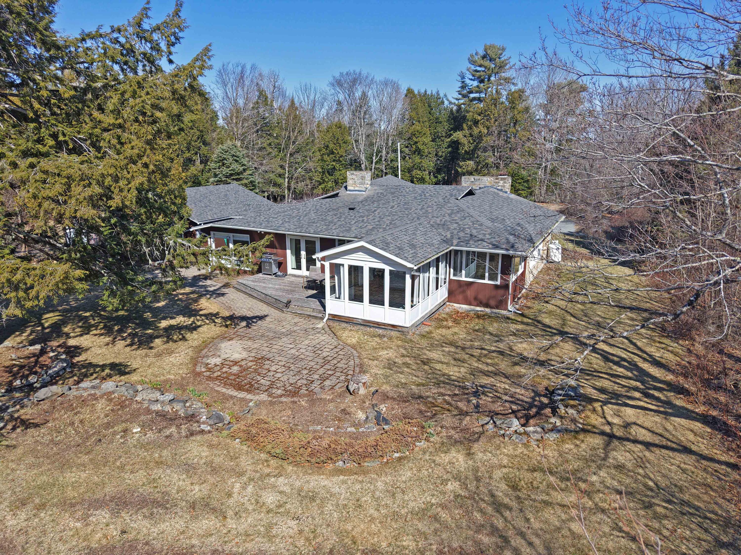 685 Main Road Holden ME 04429