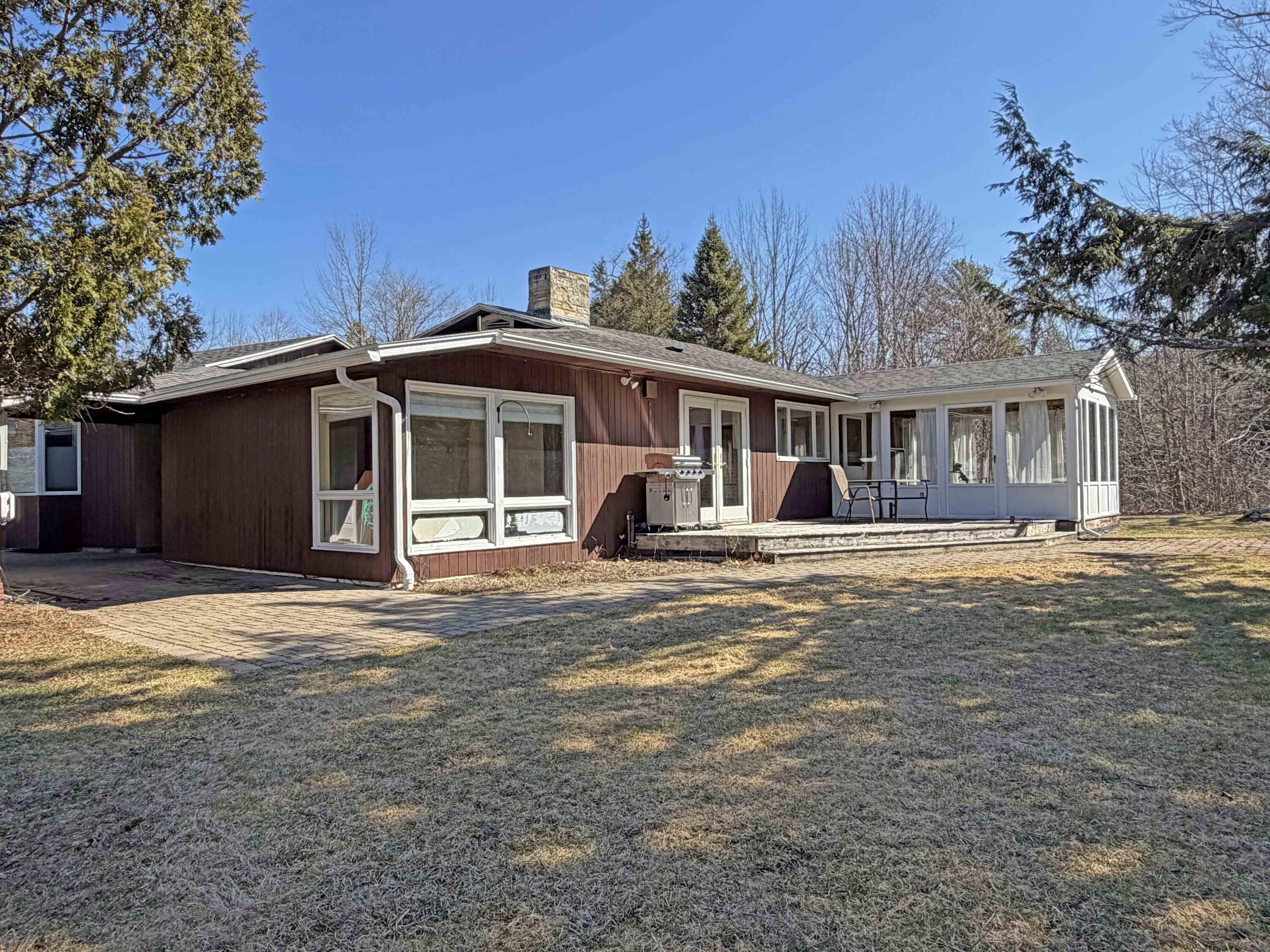685 Main Road Holden ME 04429