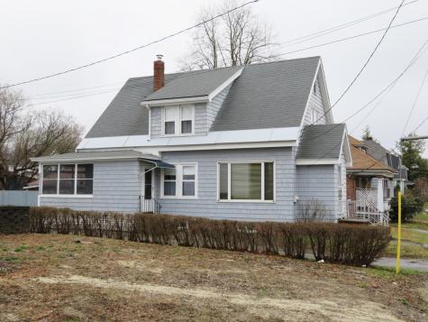 31 Forest Street Lewiston ME 04240