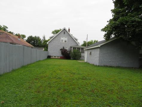 31 Forest Street Lewiston ME 04240