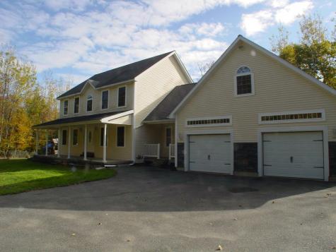 6 Elliott Circle Glenburn ME 04401