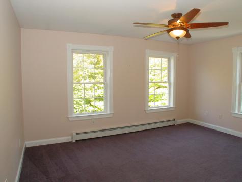 6 Elliott Circle Glenburn ME 04401