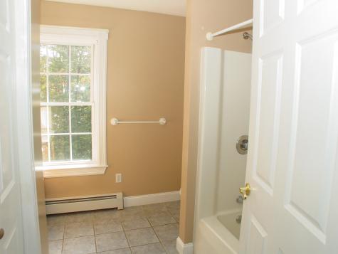 6 Elliott Circle Glenburn ME 04401