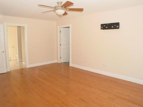 6 Elliott Circle Glenburn ME 04401