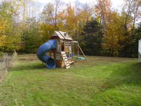 6 Elliott Circle Glenburn ME 04401