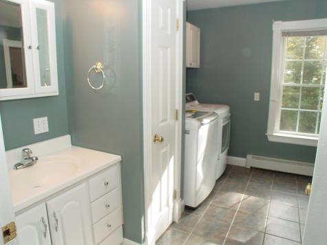 6 Elliott Circle Glenburn ME 04401