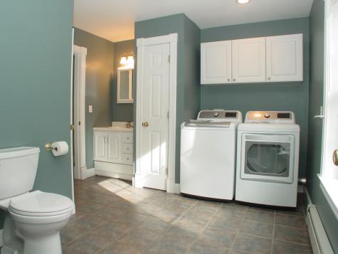 6 Elliott Circle Glenburn ME 04401