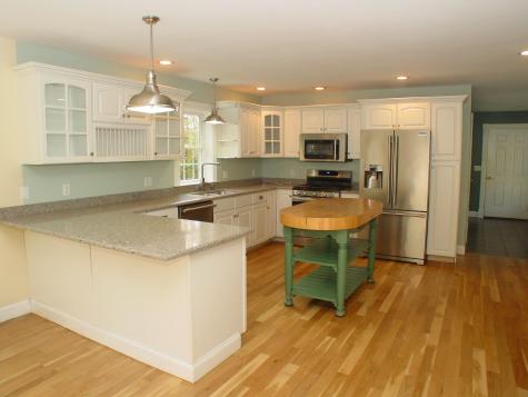 6 Elliott Circle Glenburn ME 04401