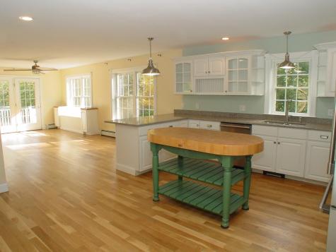 6 Elliott Circle Glenburn ME 04401