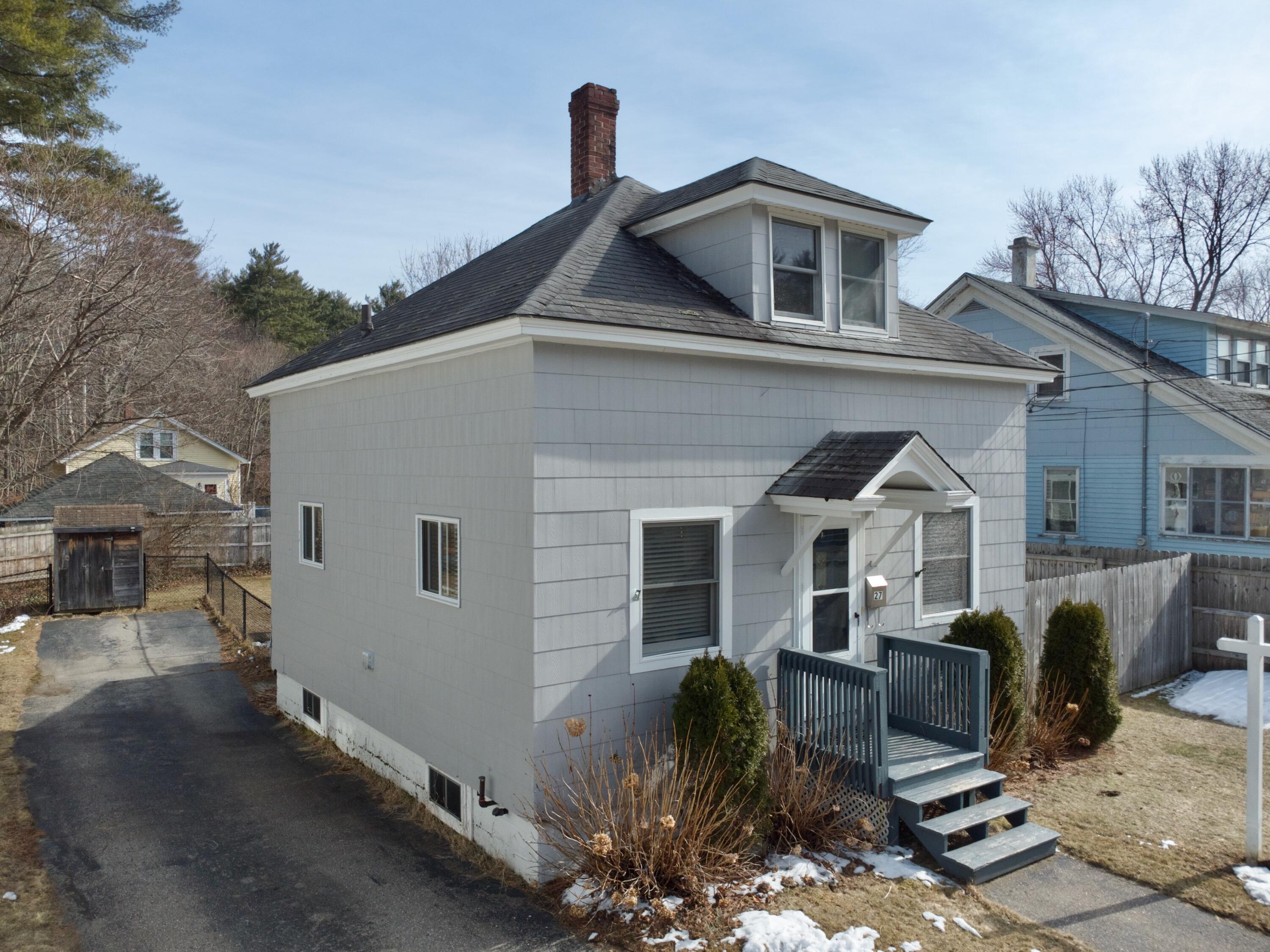 27 Weeman Street Sanford ME 04083