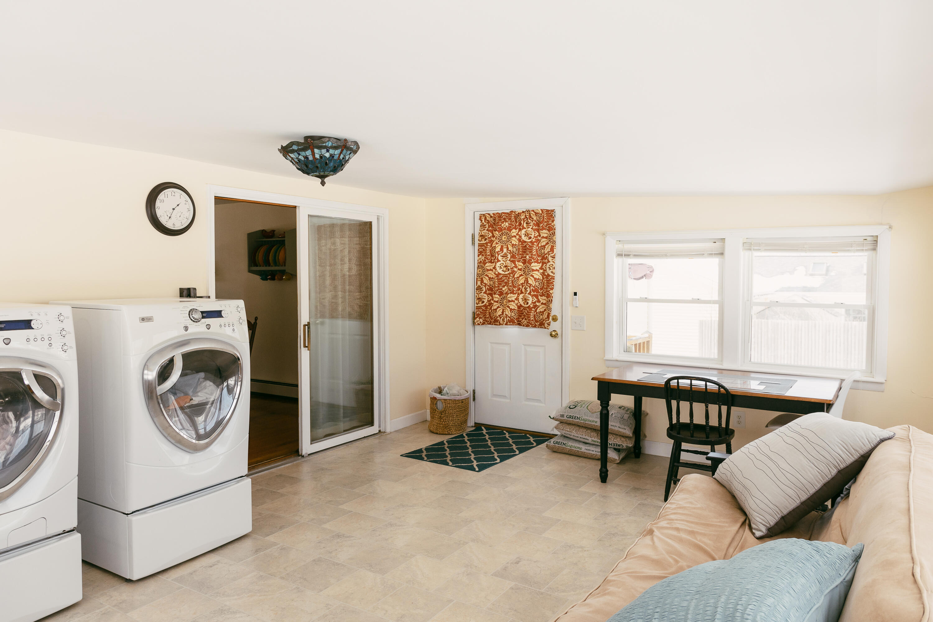 54 Sunset Strip Brewer ME 04412