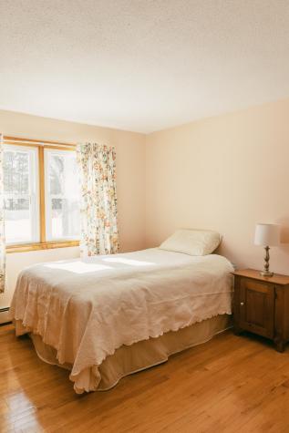 54 Sunset Strip Brewer ME 04412