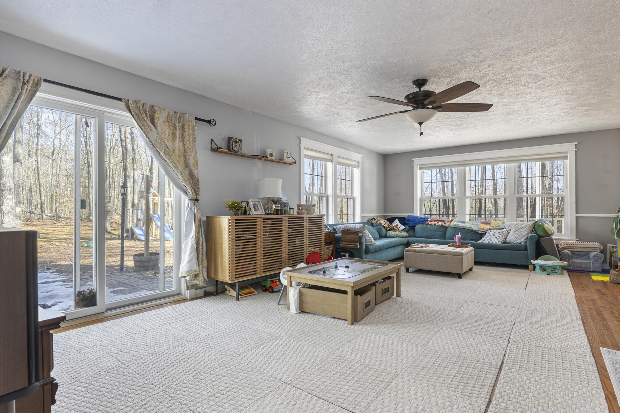 589 King Street Oxford ME 04270