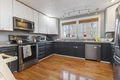 589 King Street Oxford ME 04270
