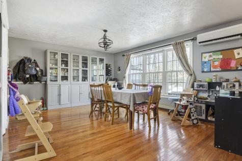 589 King Street Oxford ME 04270