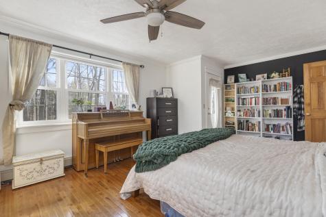 589 King Street Oxford ME 04270