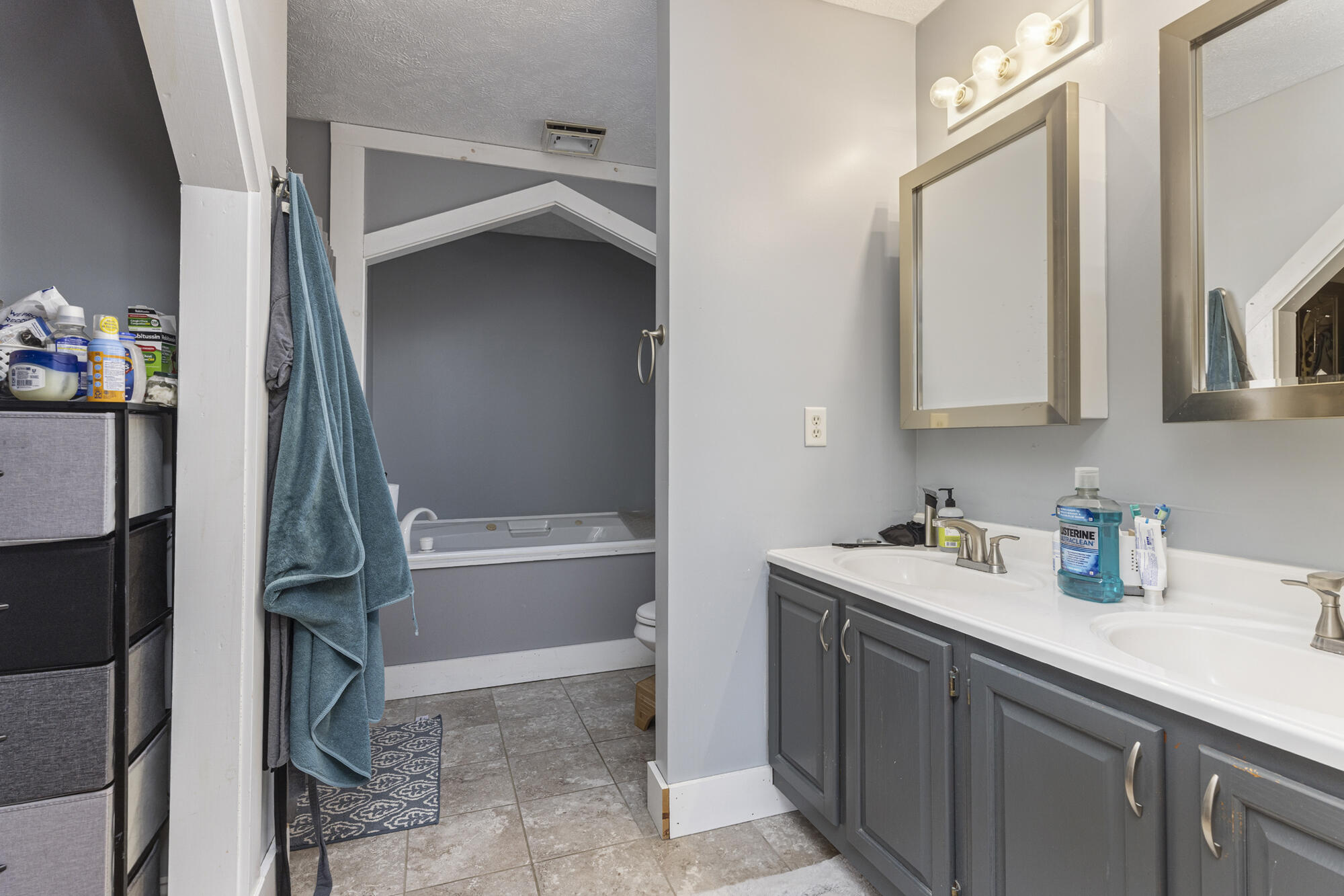 589 King Street Oxford ME 04270