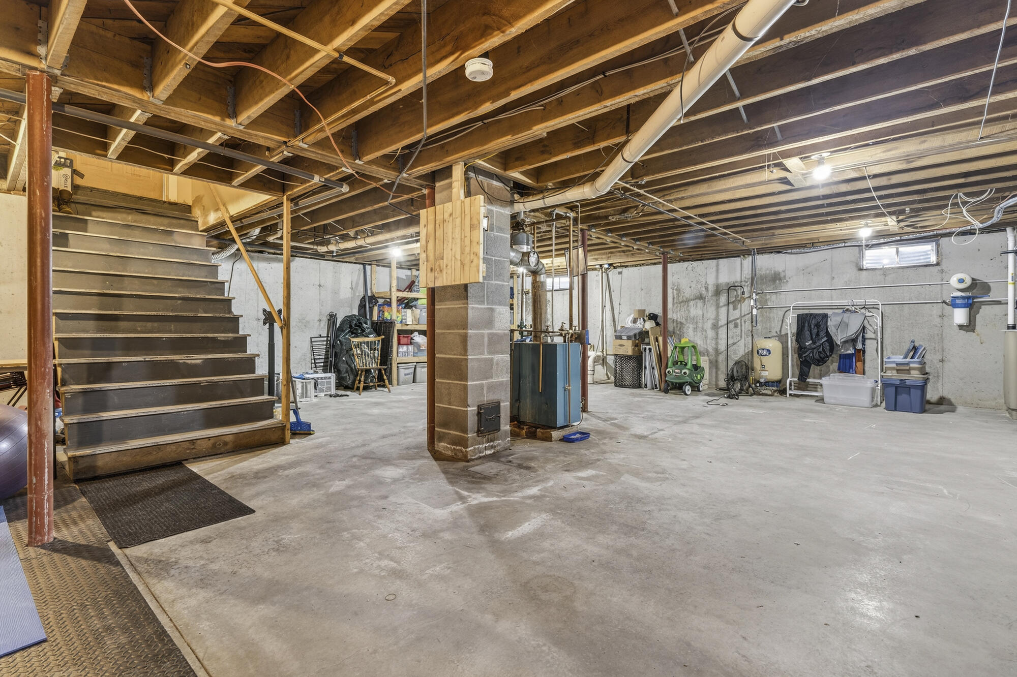 589 King Street Oxford ME 04270